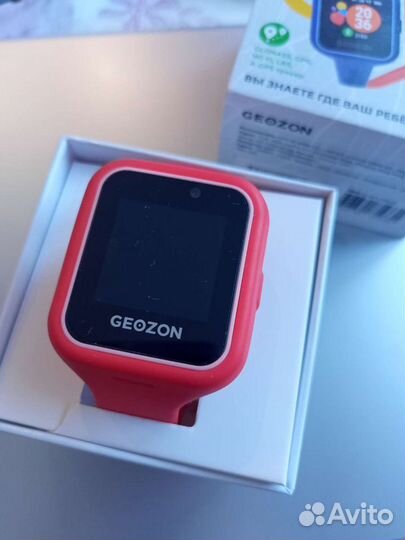 Детские часы-телефон Smart watch