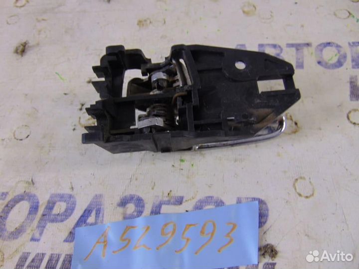 Ручка двери задней внутренняя правая для Mitsubish