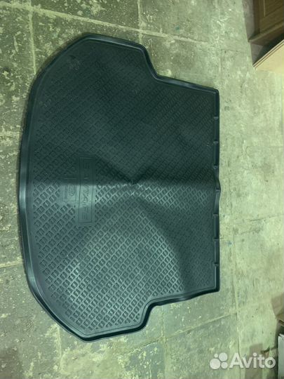 Коврик в багажник hyundai santa fe 3