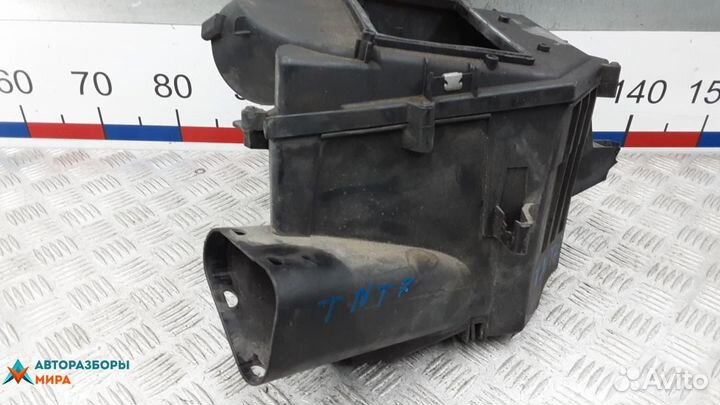 Корпус воздушного фильтра Volvo XC90 2005