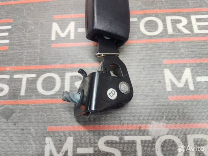 Замок ремня безопасности задний левый