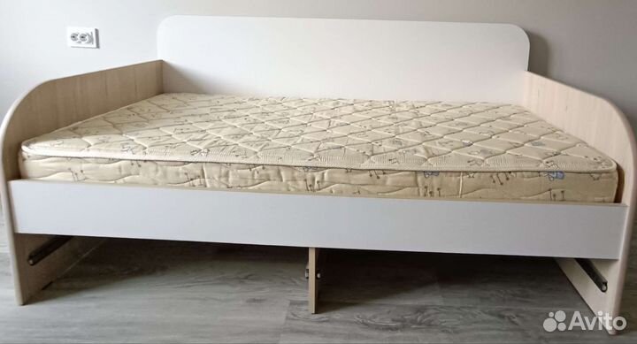 Детская кровать от 3 лет с ящиками