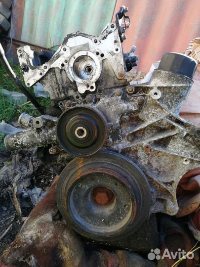 Блок двигателя ом 613 С поршневой