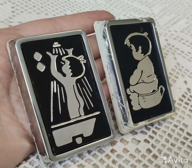 Значки туалет ванна