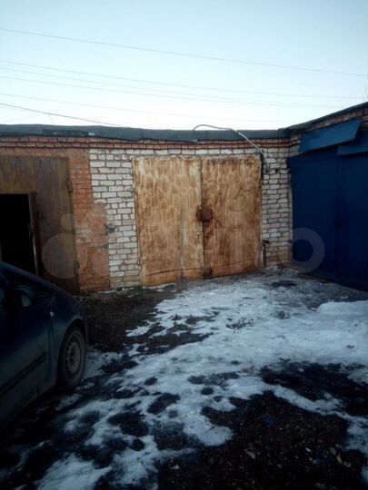 Гараж, > 30 м²