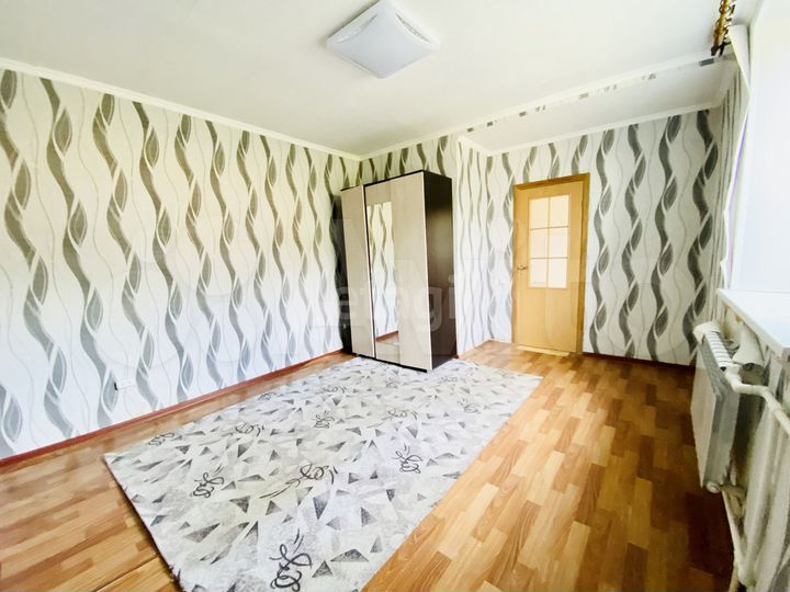 3-к. квартира, 66 м², 1/2 эт.