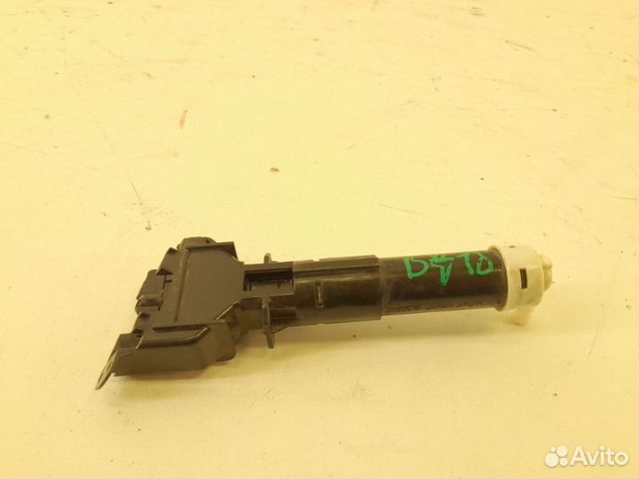 Форсунка омывателя передняя правая Mazda Cx-5 1