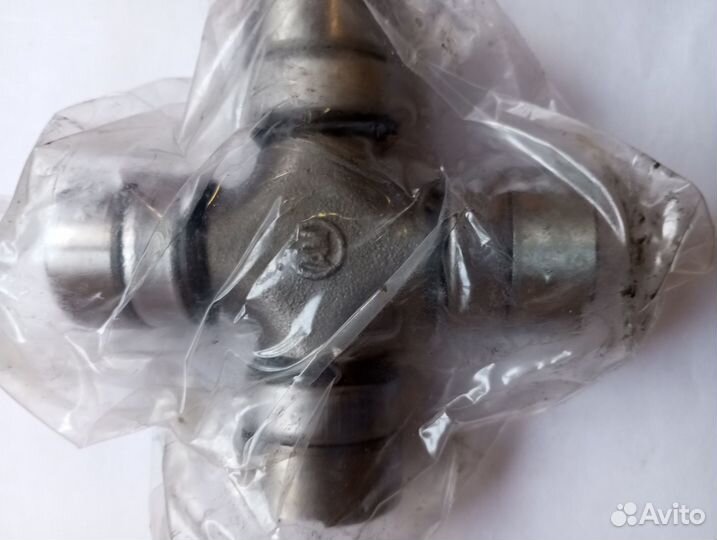 Крестовина карданного вала