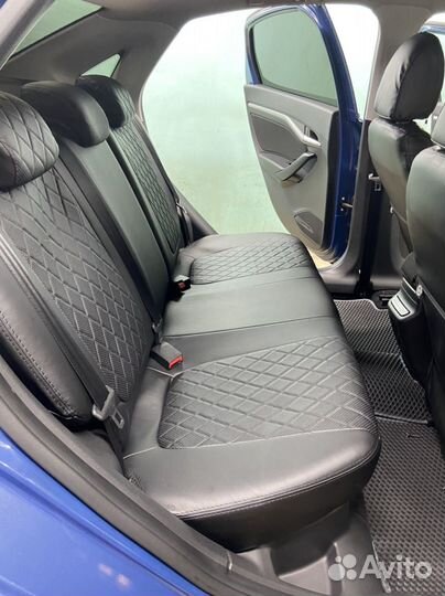 Комплект чехлов Лада Веста