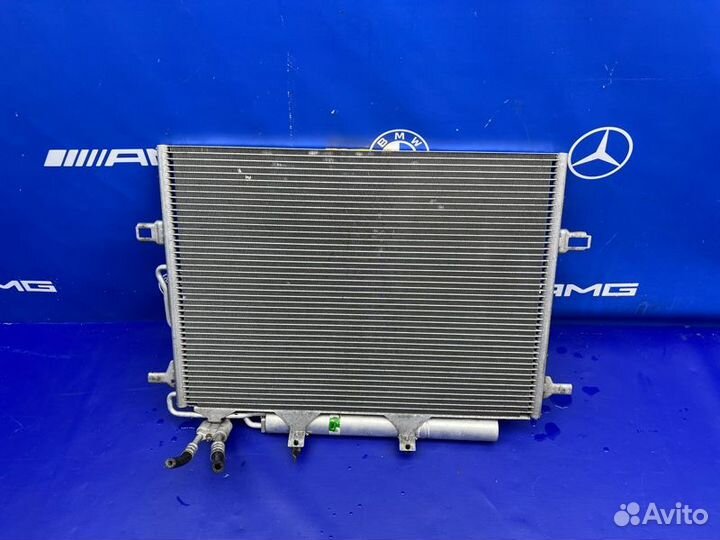 Радиатор кондиционера Mercedes-Benz E300 W211