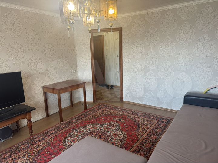 4-к. квартира, 80 м², 4/5 эт.