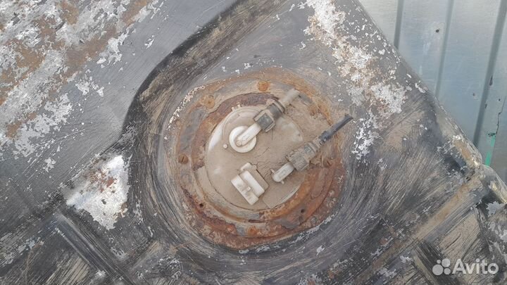 Топливный бак газ