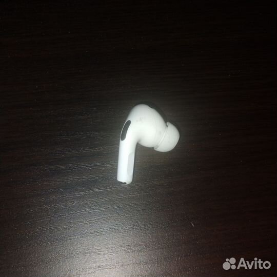 Правый наушник airpods pro 2
