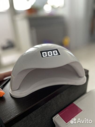 Лампа для ногтей