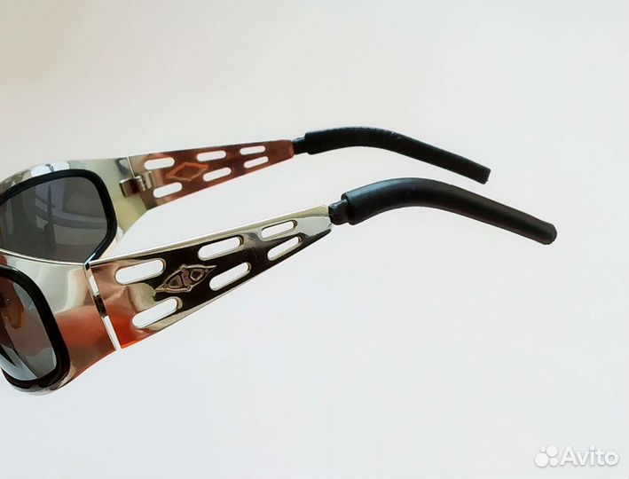 Женские солнцезащитные очки 