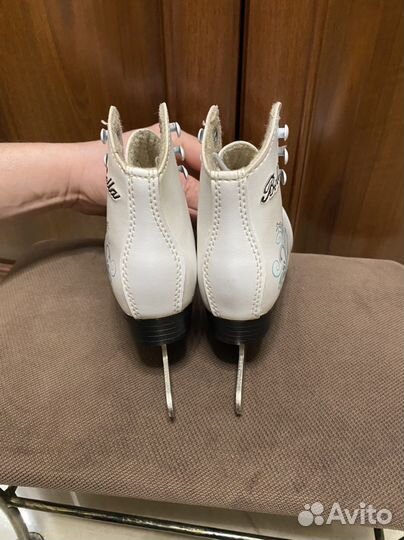 Коньки для девочки 28 размер