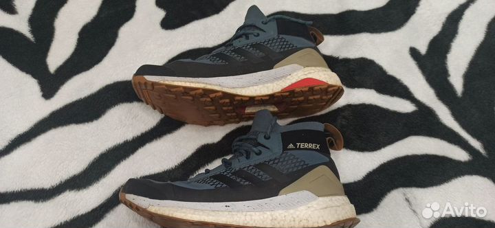 Кроссовки Adidas terrex free hiker