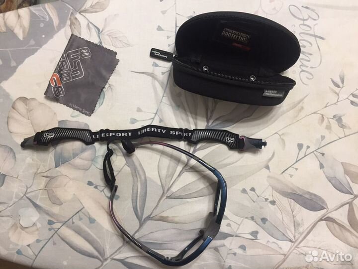 Очки спортивные