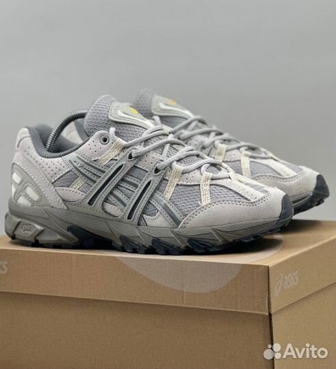 Стильные Asics Sonoma