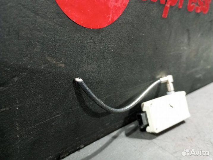 Усилитель антенны Land Rover Range Rover L322