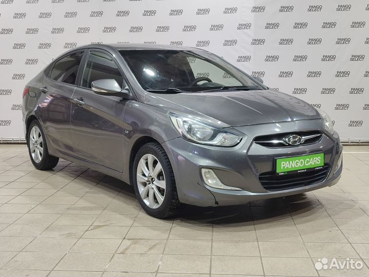 Hyundai Solaris 1.6 AT, 2011, 298 450 км