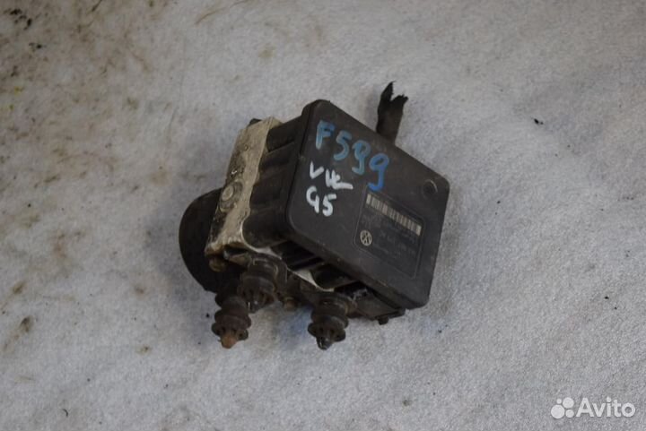 Блок абс (ABS) Volkswagen Golf 5 1K0907379AC,10096