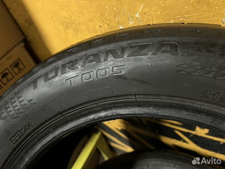 Bridgestone Turanza T005 215/55 R17