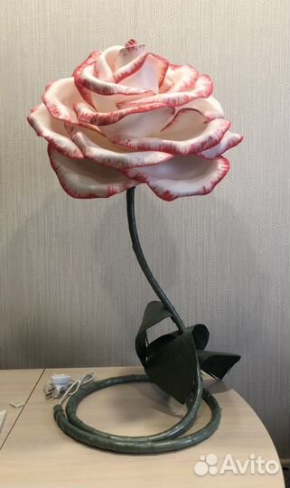Светильник роза из изолона