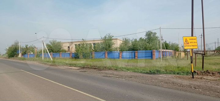 Здание, 700 м²