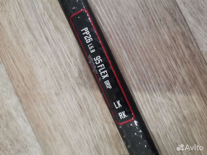 Клюшка хоккейная