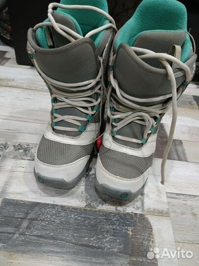 Сноубордические ботинки burton 37