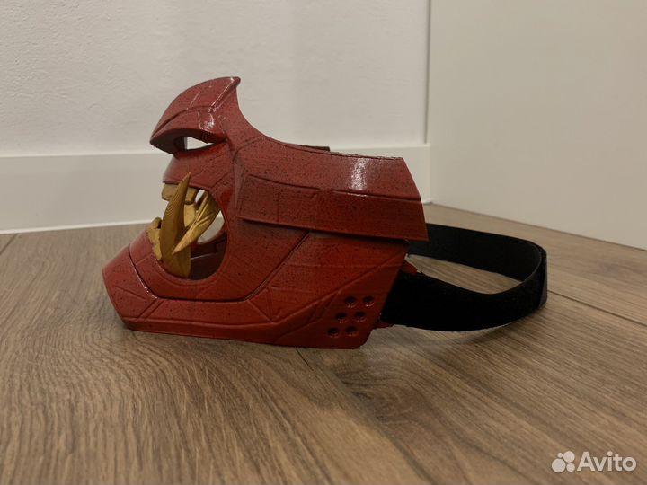 Маска из киберпанка