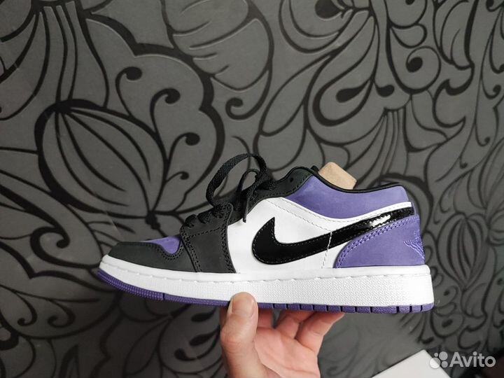 Nike Air Jordan 1 Low Court Purple