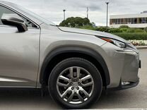 Lexus NX 2.0 CVT, 2015, 83 200 км, с пробегом, цена 2 890 000 руб.