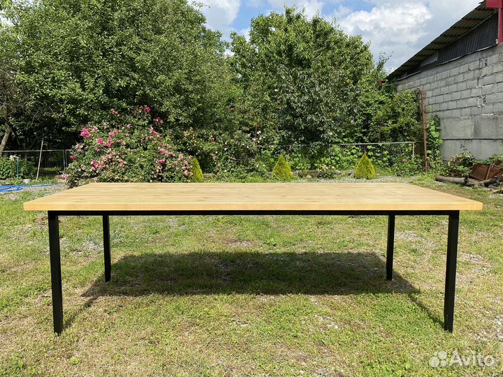 Стол в стиле loft