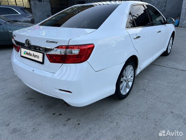 Toyota Camry 2.5 AT, 2013, 230 000 км