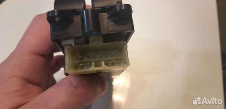 Блок управления стеклоподъемниками Тойота калдина