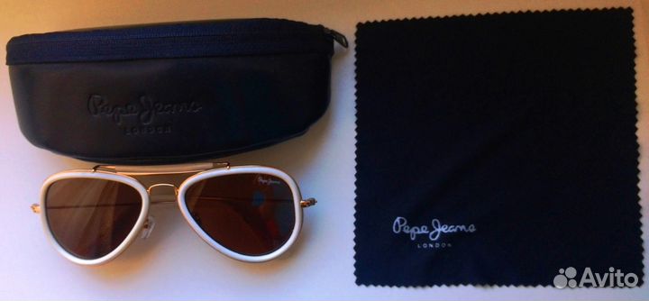 Cолнцезащитные очки Pepe Jeans PJ7105