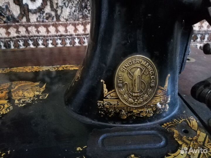 Швейная машина Singer