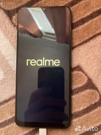 Телефон realme C11