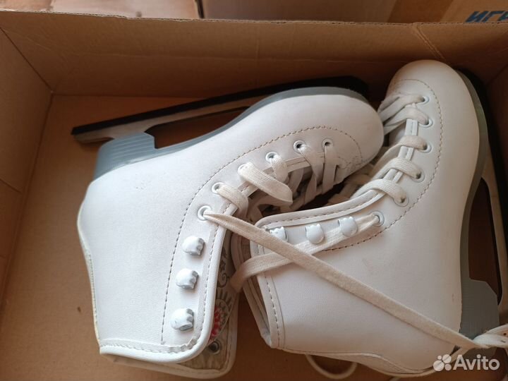 Коньки фигурные 32-37 размер