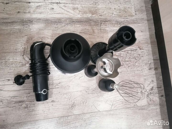 Блендер погружной Polaris PHB 0817L