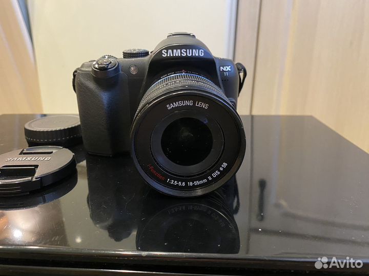 Зеркальный фотоаппарат samsung NX11