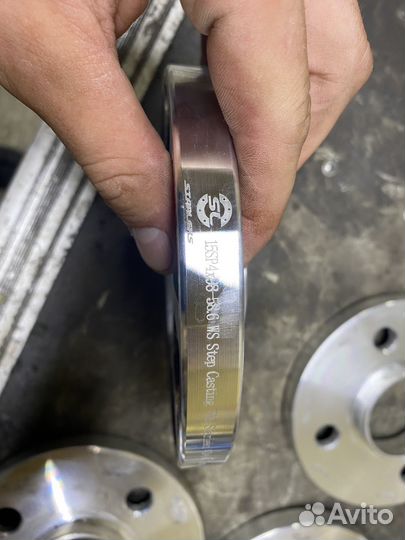 Колесные проставки на Ваз