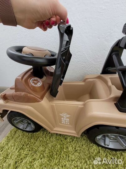 Машинка-каталка толокар