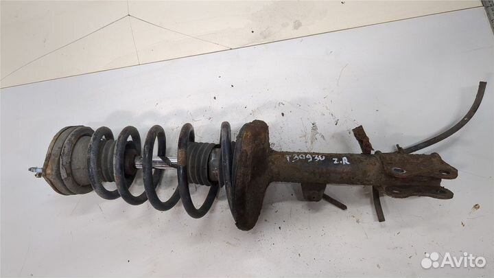 Амортизатор подвески Lexus RX, 2001