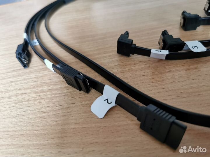 SATA кабель 4 на 4 SATA в оплётке