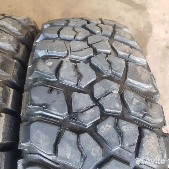 Bfgoodrich Mud-Terrain T/A KM2 235/70 R16