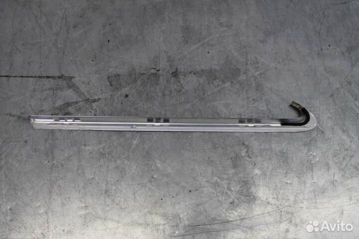 Молдинг стекла задней правой двери Audi A6(C7)