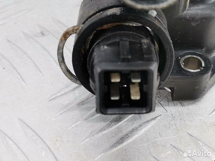 Корпус термостата Renault Modus 2004 110605536R